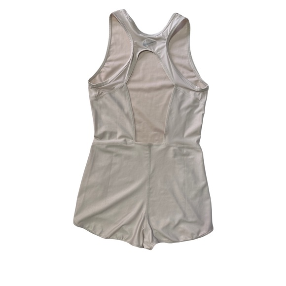 Nike Women’s Run Division Bodysuit shorts - Picture 3 of 6